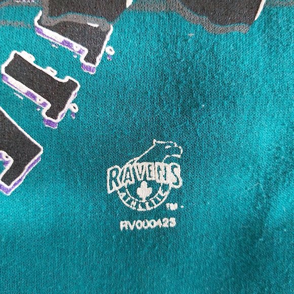 Charlotte Hornets Long-Sleeve Sweater (Vintage) - Picture 6 of 10